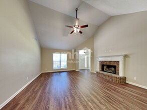 131 Junco Way in Savannah, GA - Building Photo - Building Photo