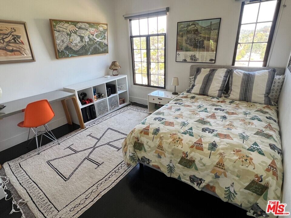 4774 College View Ave in Los Angeles, CA - Building Photo