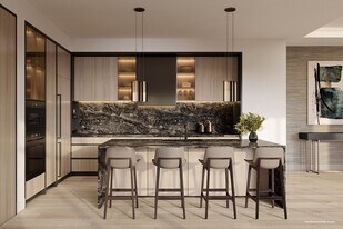 2 Forest Hill Rd in Toronto, ON - Building Photo