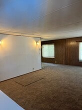 4014 Delaware Ave in Klamath Falls, OR - Building Photo - Building Photo