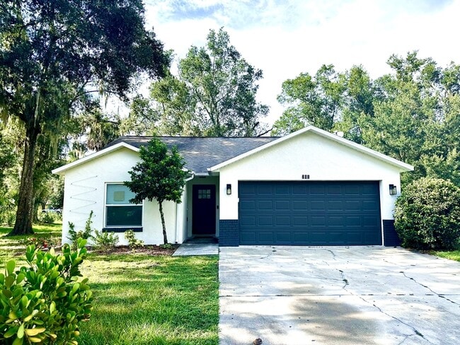 property at 701 Grant Ave