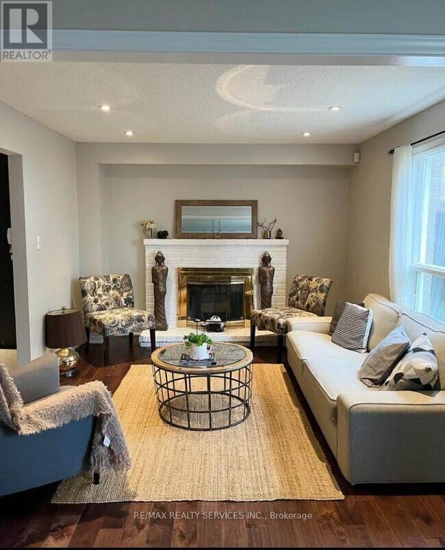 property at 3192 Chamberlain Ct