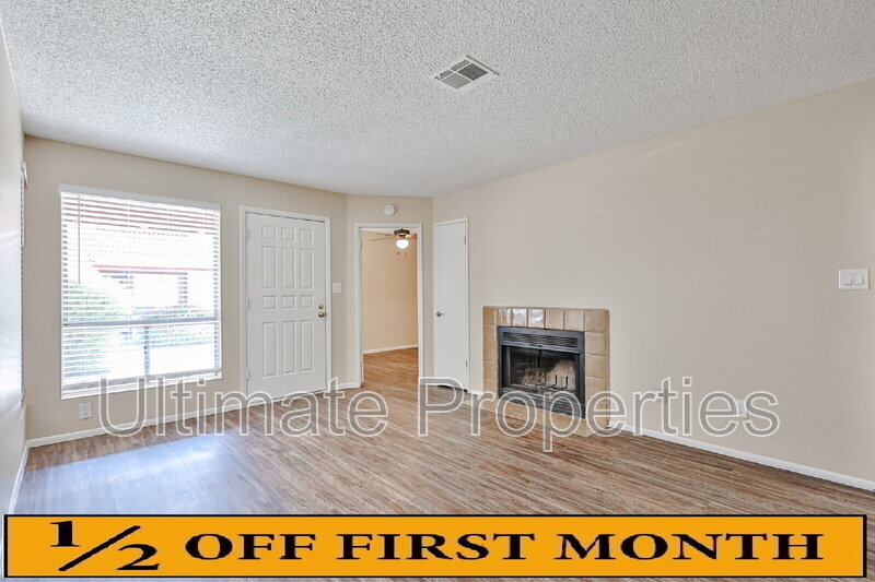 10815 W Northern Ave in Glendale, AZ - Building Photo