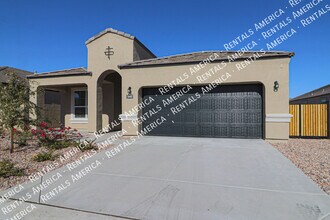 8482 W Sonoma Way in Florence, AZ - Building Photo - Building Photo
