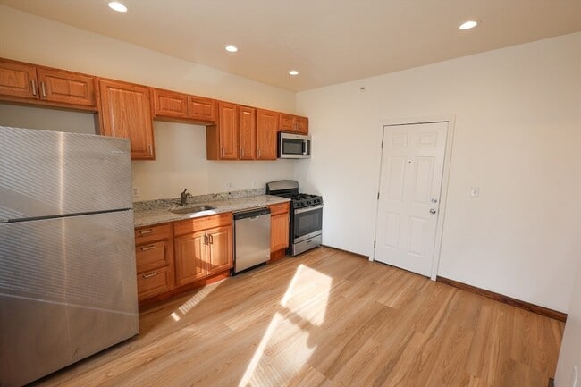 100 Seaver St, Unit 12B in Boston, MA - Building Photo - Building Photo