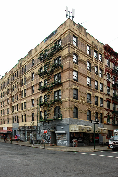 26 Jefferson St in New York, NY - Foto de edificio