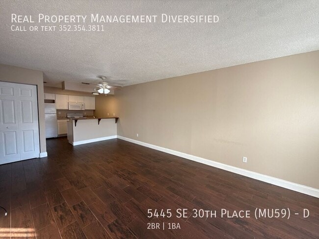 5445 SE 30th Pl in Ocala, FL - Building Photo - Building Photo