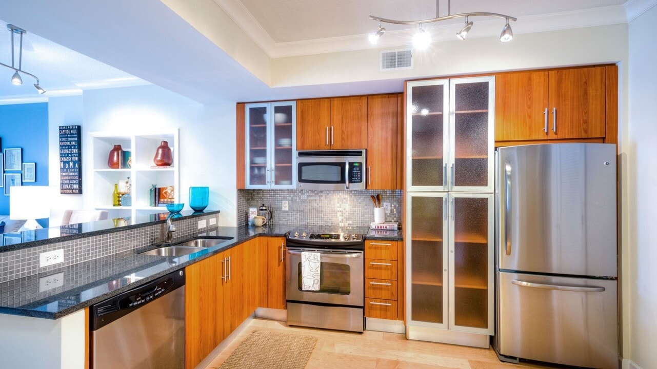 Mira First & M in Washington, DC - Foto de edificio