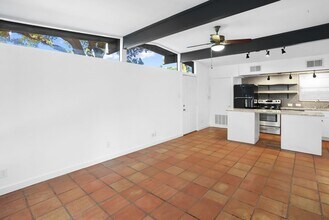 210 Emporia Blvd in San Antonio, TX - Building Photo - Building Photo