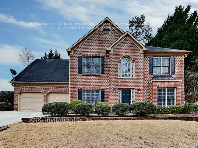619 Braidwood Dr NW