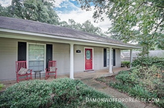 502 Pelahatchie Shore Dr in Brandon, MS - Building Photo - Building Photo