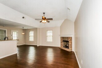 9426 Darren Cir S, Unit 2-F in Cordova, TN - Building Photo - Building Photo