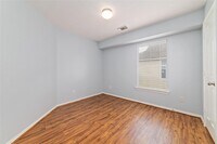 8734 Rainglen Ln photo'