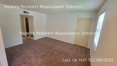 6300 Jeffrey Dr in Louisville, KY - Building Photo - Building Photo