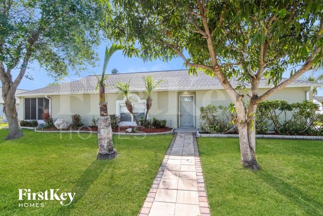 property at 2849 Maderia Cir