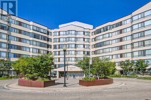 1001 Cedarglen Gate in Mississauga, ON - Building Photo