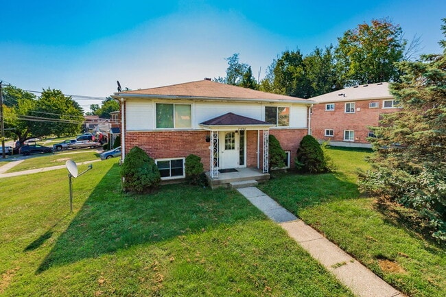 property at 7598 Boleyn Dr