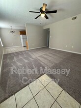 230 Highland Blvd in Shepherdsville, KY - Building Photo - Building Photo