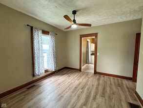 408 W Walnut St in Greencastle, IN - Building Photo - Building Photo