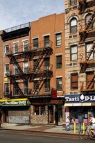 575 Second Ave in New York, NY - Building Photo