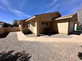 3101 Mason Meadows Dr in Rio Rancho, NM - Building Photo