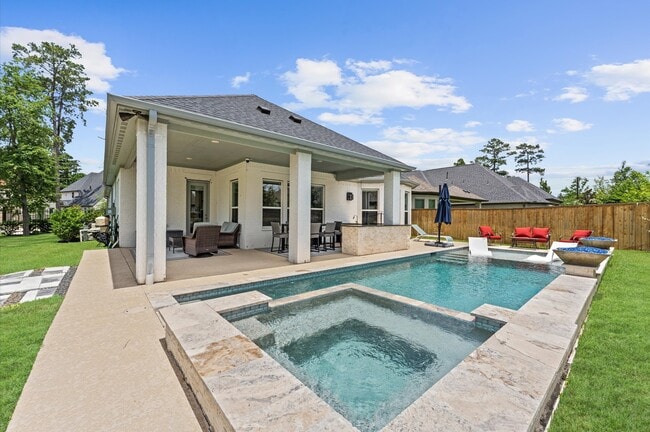 property at 21 Cassena Grove Pl