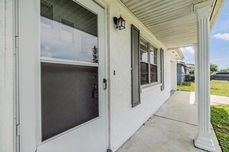 3642 Berkshire St in Port Richey, FL - Building Photo - Building Photo