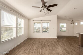 10810 N 91st Ave in Peoria, AZ - Building Photo - Building Photo