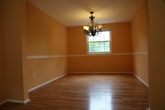 12945 Pinecrest road in Herndon, VA - Building Photo - Building Photo