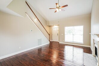 102 Meadow Crest Ct in Hendersonville, TN - Building Photo - Building Photo
