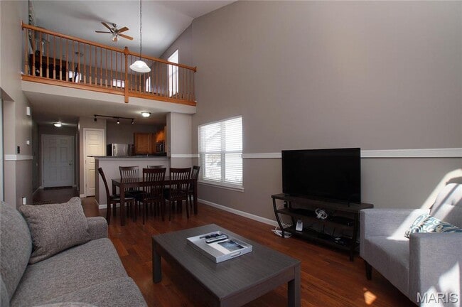 619 Timber Creek Trail in O'Fallon, MO - Building Photo - Building Photo