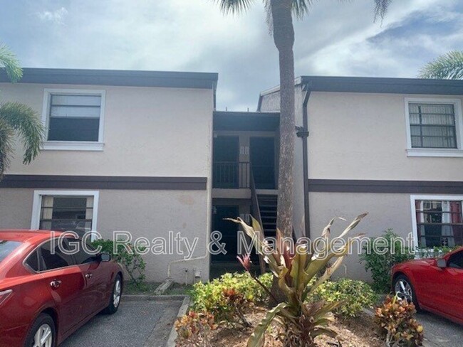 property at 1040 Ellen Ct