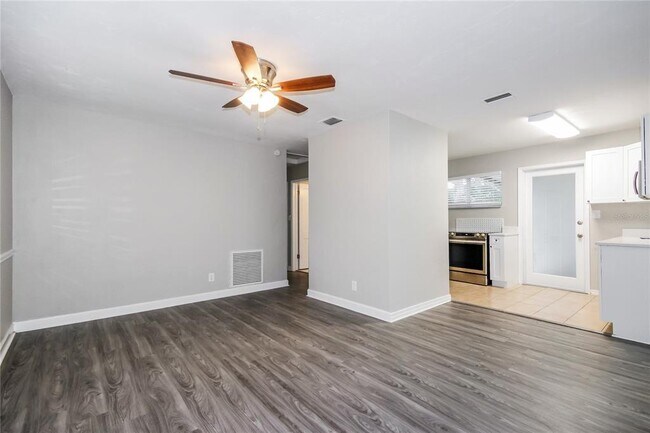 7312 6th Ave N in St. Petersburg, FL - Building Photo - Building Photo