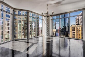 222 12th St NE in Atlanta, GA - Foto de edificio - Building Photo
