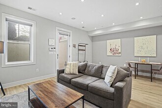 725 Euclid St NW in Washington, DC - Building Photo - Building Photo