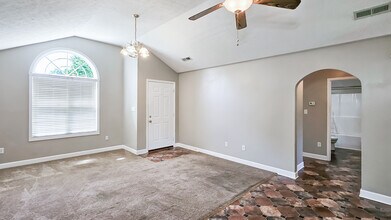 14968 Cambridge Ln in Athens, AL - Building Photo - Building Photo