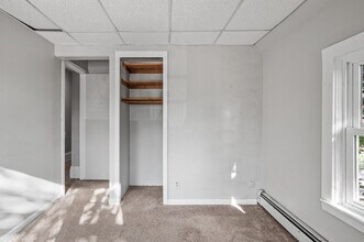 909 E River Pky, Unit 1 in Minneapolis, MN - Building Photo - Building Photo