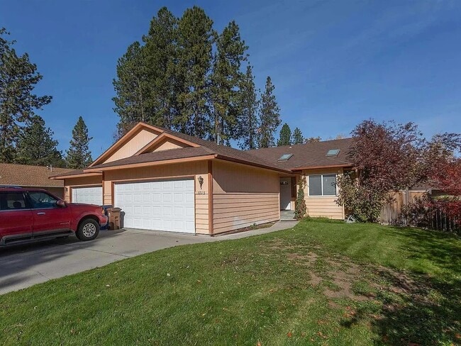 property at 1713 E 33rd Ave