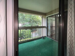 221 New Kent Pl in Cary, NC - Building Photo - Building Photo