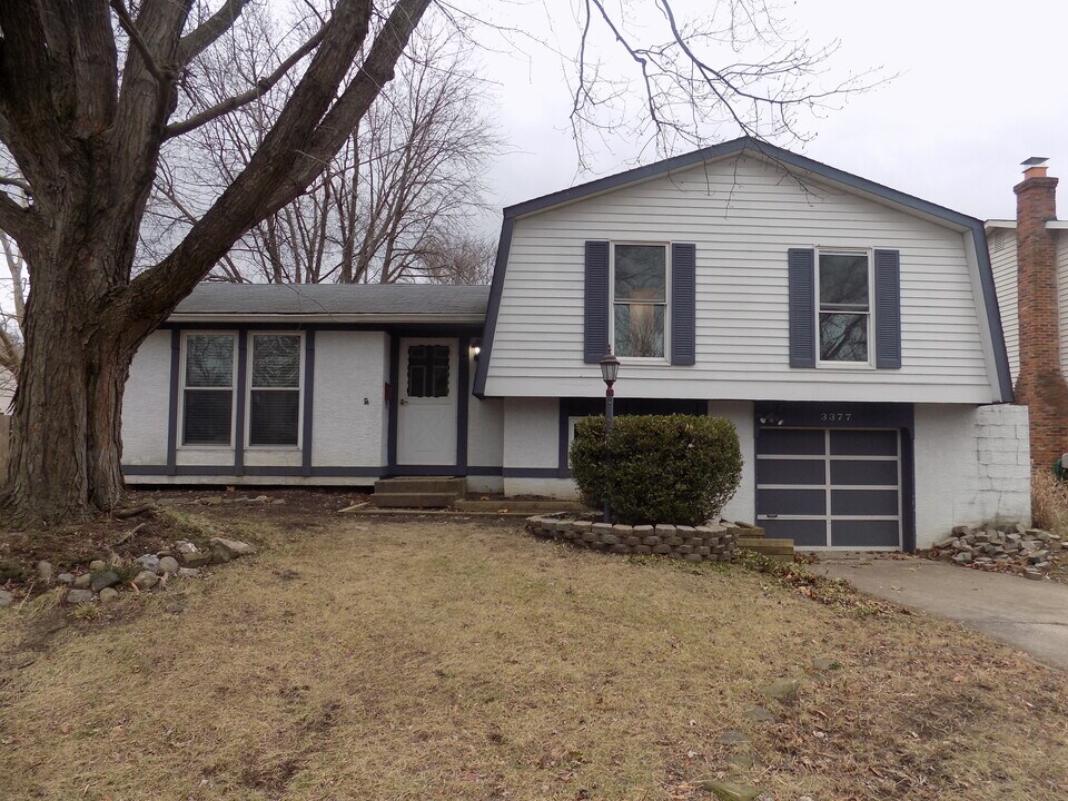 3377 Hunt Club Road North in Westerville, OH - Building Photo