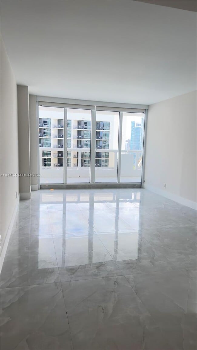 property at 1717 N Bayshore Dr