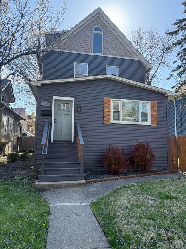 property at 538 N Taylor Ave