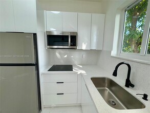 421 NW 13th Ave in Miami, FL - Building Photo - Building Photo
