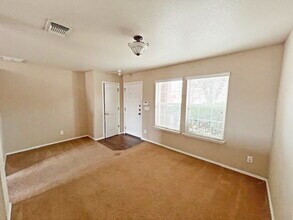 9604 Dublin Green in San Antonio, TX - Foto de edificio - Building Photo