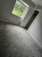 320 Orchard Trace Ln in Charlotte, NC - Foto de edificio - Building Photo