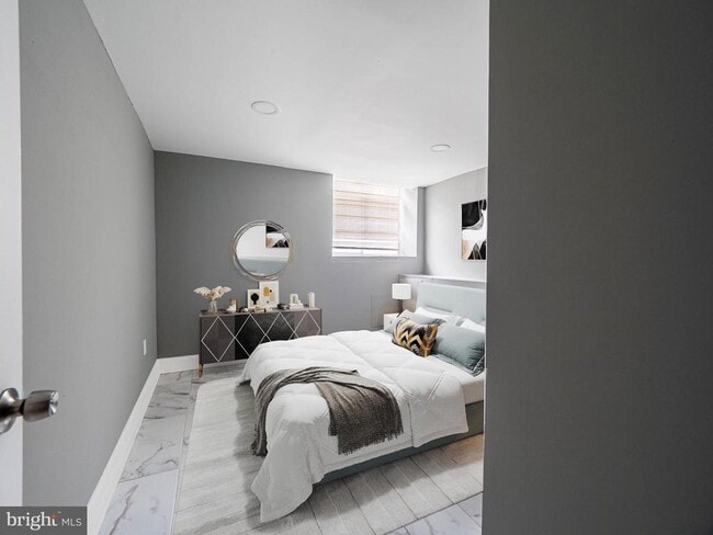 property at 2327 N Carlisle St