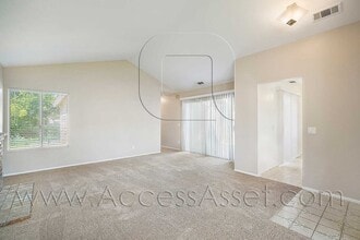 3117 Wicklow Dr in Riverside, CA - Building Photo - Building Photo