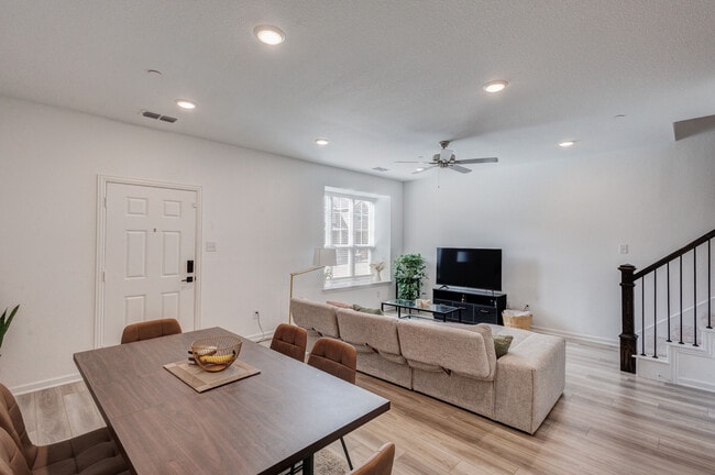 3720 Star Mesa St in Crandall, TX - Foto de edificio - Building Photo