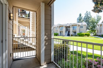 Second Street Senior in Dixon, CA - Building Photo - Building Photo