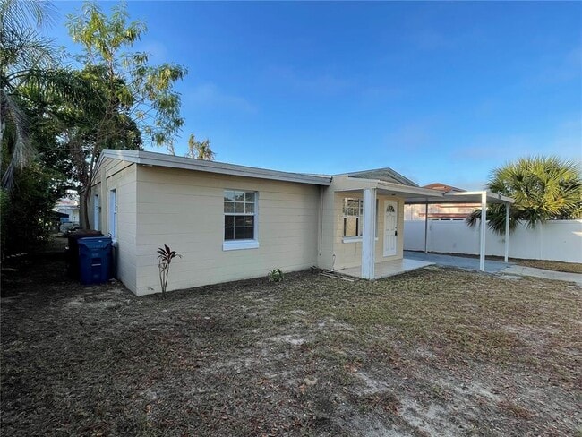 1208 Carlton Ave in Lake Wales, FL - Building Photo - Building Photo